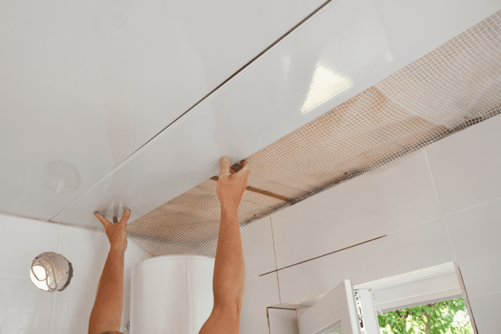 Montaż paneli do kuchni bezproblemowa instalacja