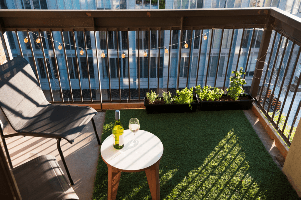sztuczna trawa na balkon