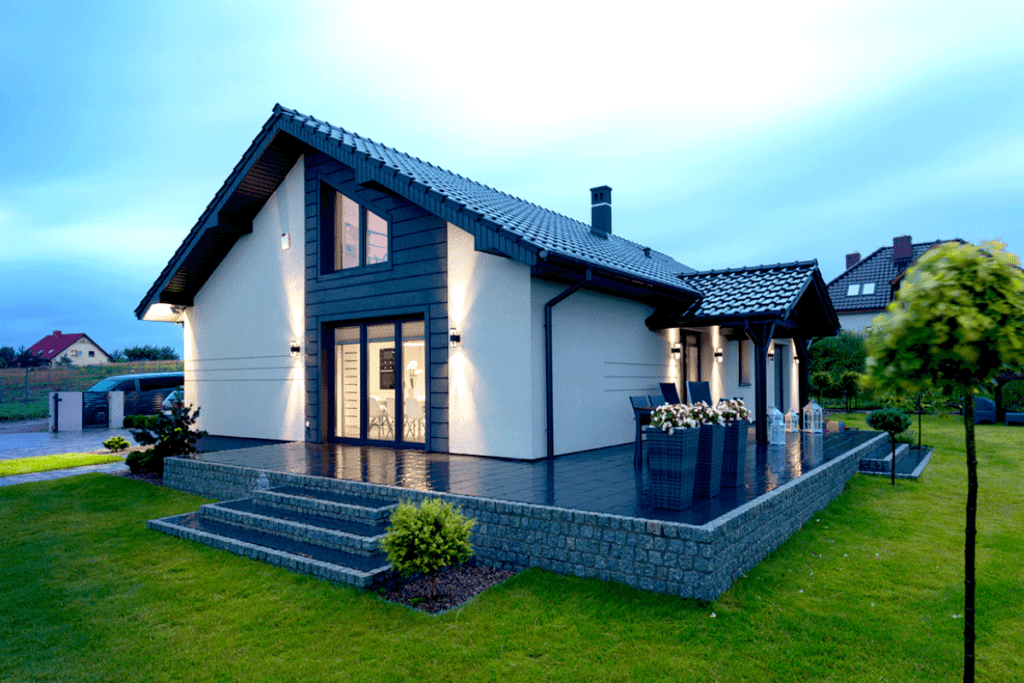 dom energooszczędny ma prostą konstrukcję co wpływa na mniejsze koszty budowy