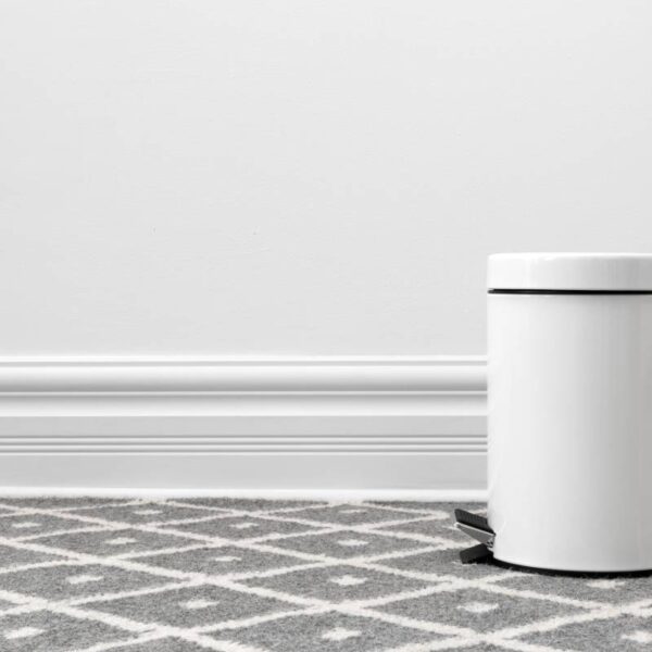 kosz na śmieci do pokoju