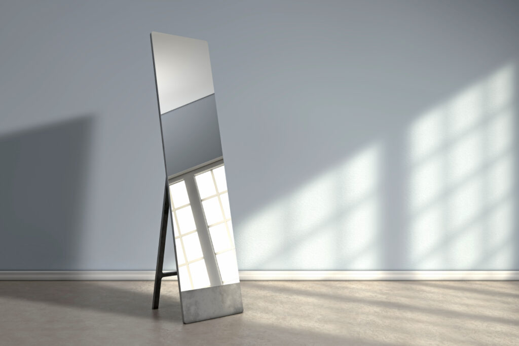 Wygoda przenoszenia lustra dekoracyjnego stojącego