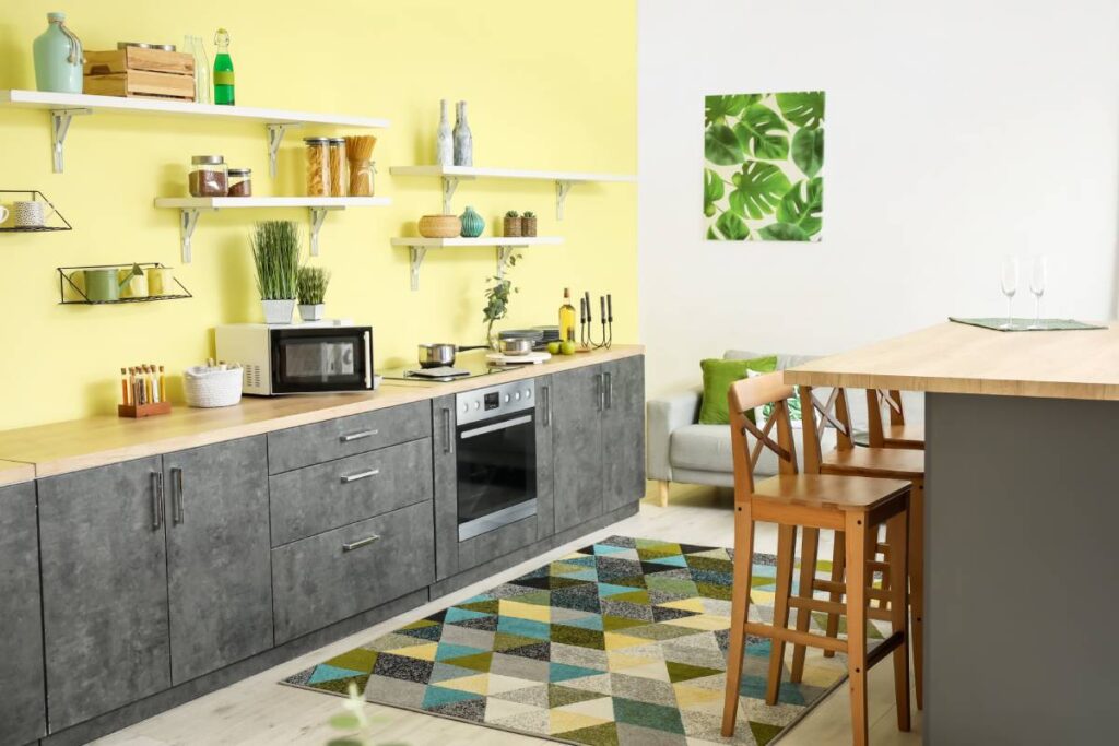 najmodniejsze kolory ścian 2022 w kuchni