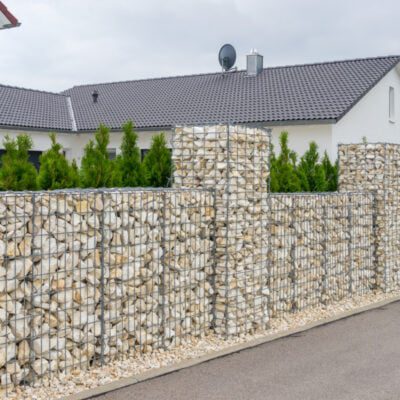 jak wykonać ogrodzenie gabionowe