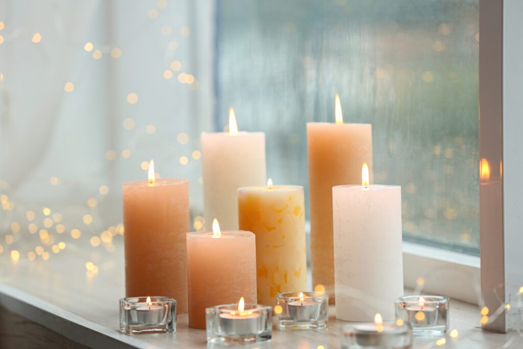 tanie andrzejkowe dekoracje_wyorzystaj świece i tealighty