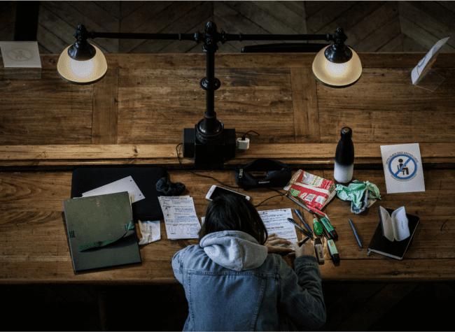 jakie światło do nauki