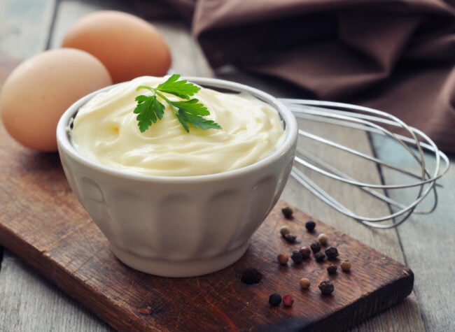 Jak zrobić majonez? Składniki