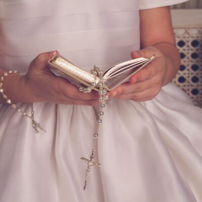 prezent na komunię dla dziewczynki