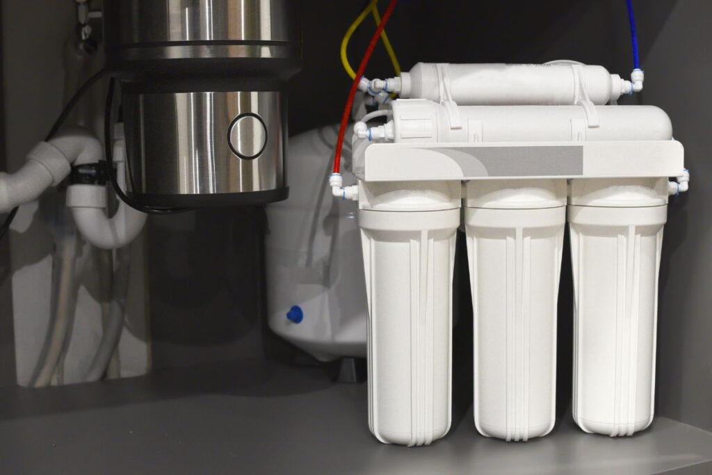 Wymiana filtra pod zlewem