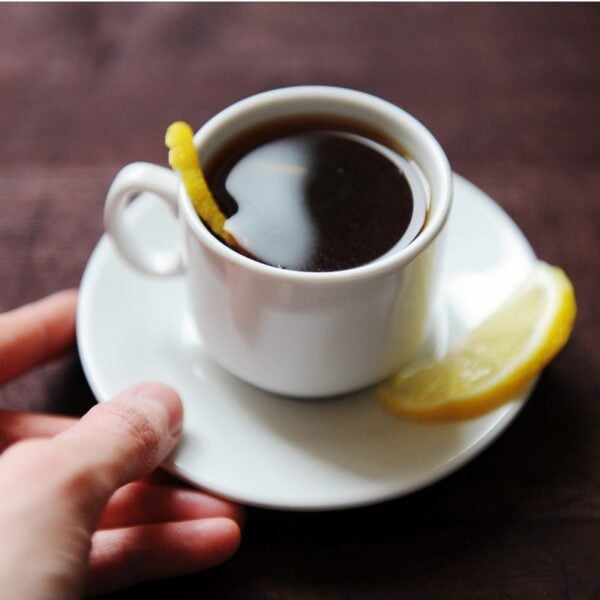 kawa z cytryną