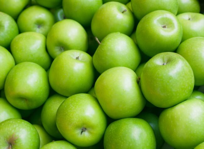 Ile kalorii ma jabłko