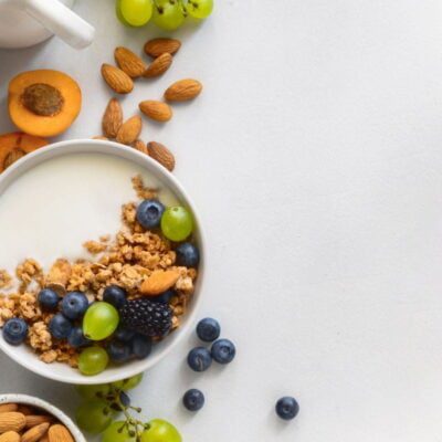 ile kalorii ma jogurt naturalny