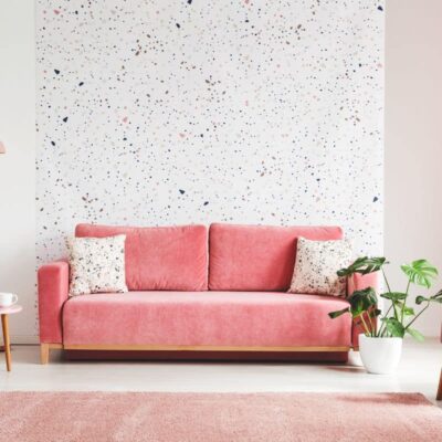 tapeta w salonie na jednej ścianie