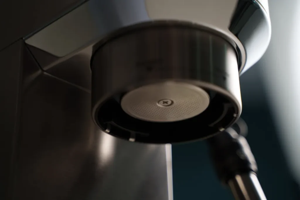 ekspres delonghi z bliska