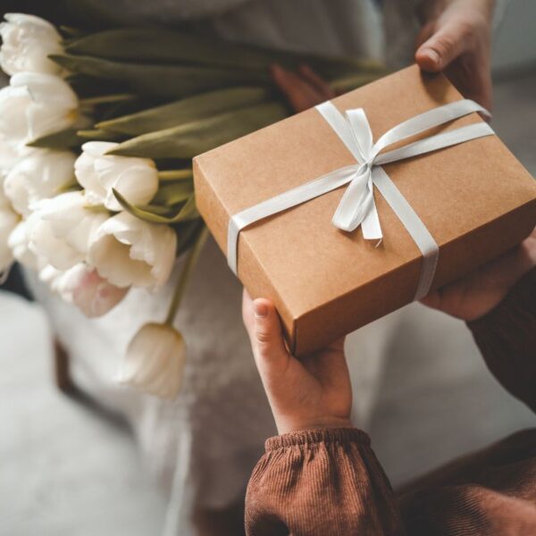 prezent na dzień kobiet