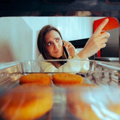 Sprawdzanie działania piekarnika podczas podejrzenia uszkodzonej grzałki